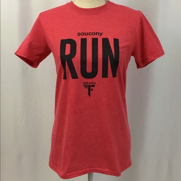 saucony running shirts